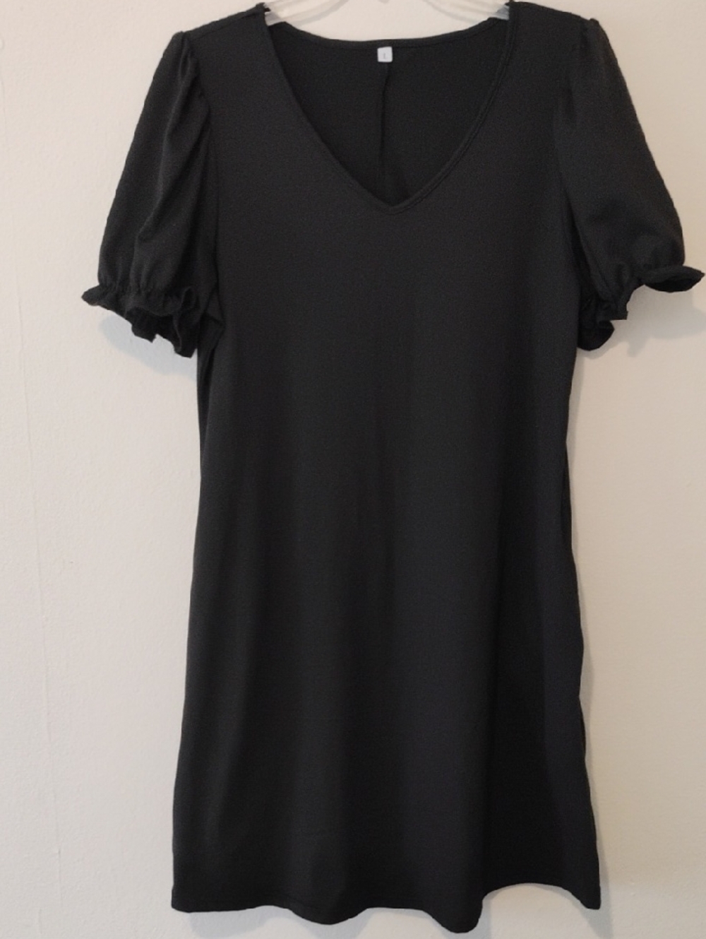 Classic Black V-Neck Puff Sleeve Dress Sz L